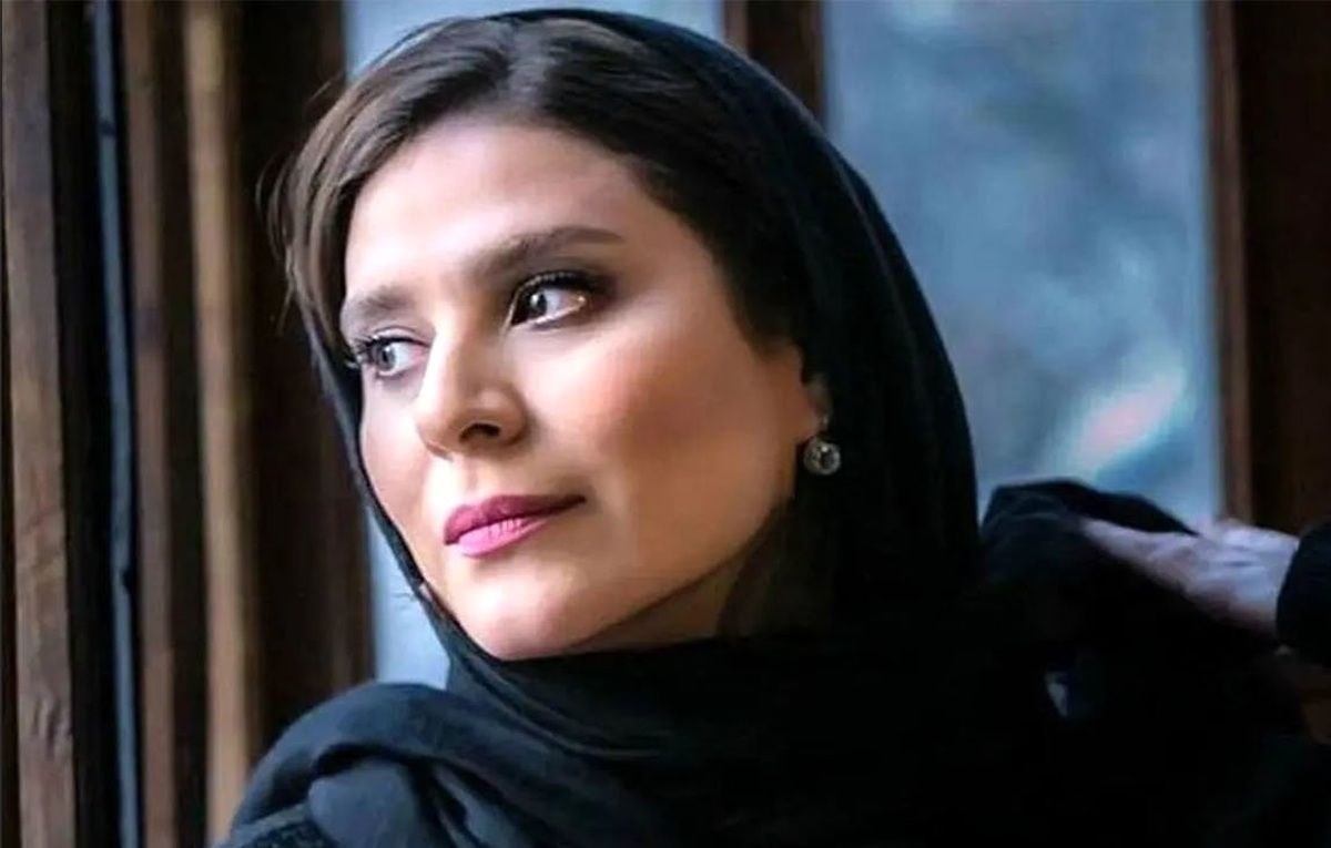 روزنامه همشهری از آرایش سحر دولتشاهی در سریال افعی تهران انتقاد کرد