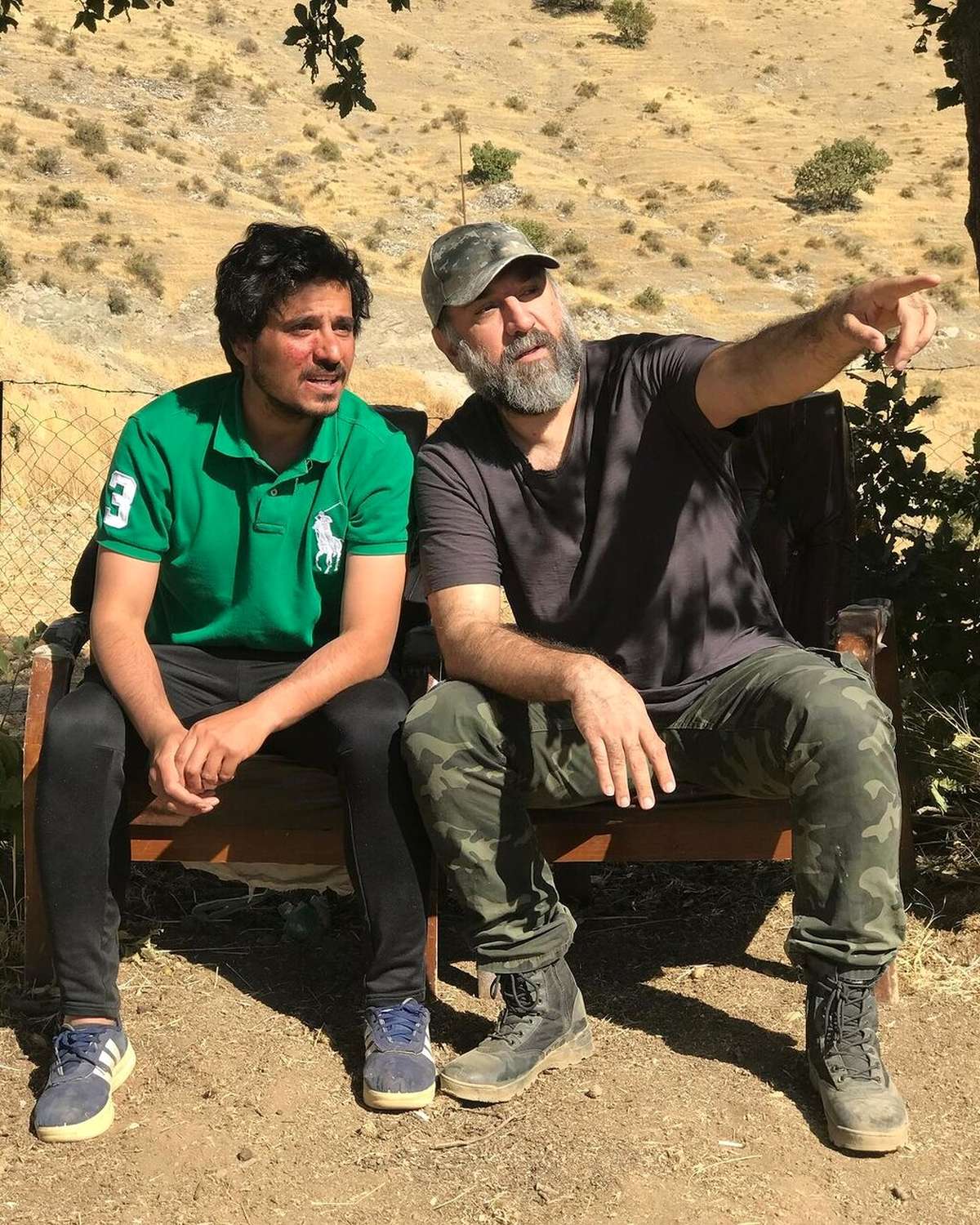 علی انصاریان در پشت صحنه فیلم/عکس