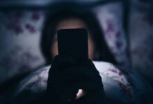 چگونه عادت استفاده از تلفن همراه قبل از خواب را از بین ببریم؟